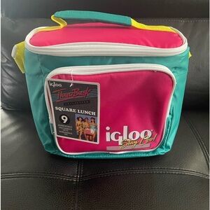 Igloo throwback cooler